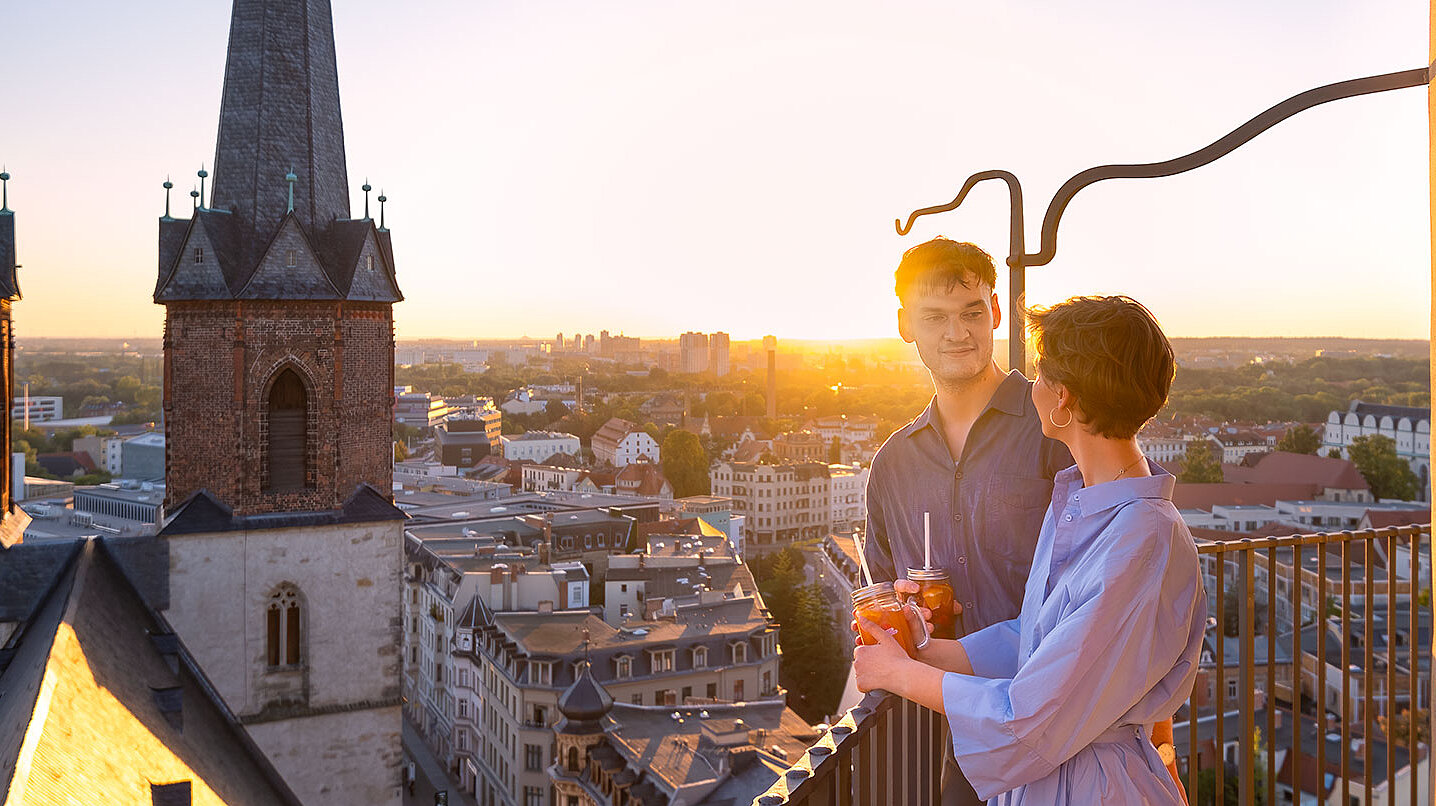 Hausmannstürme in Halle (Saale) bei Abendsonne